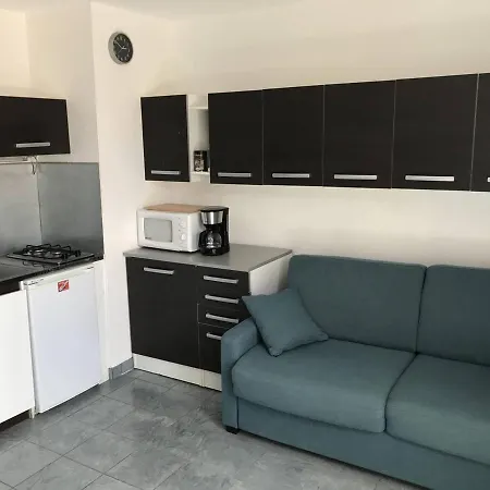 Studio Cabine Pres De La Plage Du Mole Avec Balcon Et Parking Gratuit - Fr-1-723-28 Appartamento Agde