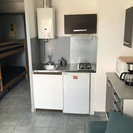 Studio Cabine Pres De La Plage Du Mole Avec Balcon Et Parking Gratuit - Fr-1-723-28